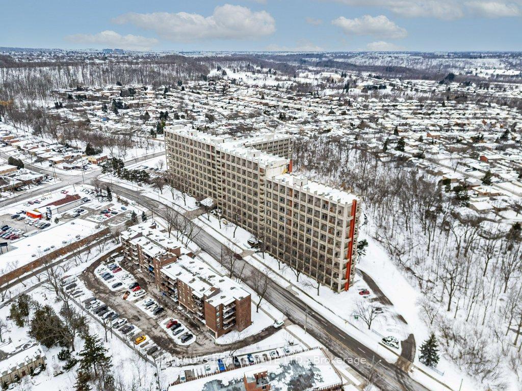 Photo 37 of Unit 526, 350 Quigley Road, Hamilton, Vincent — HOMEH