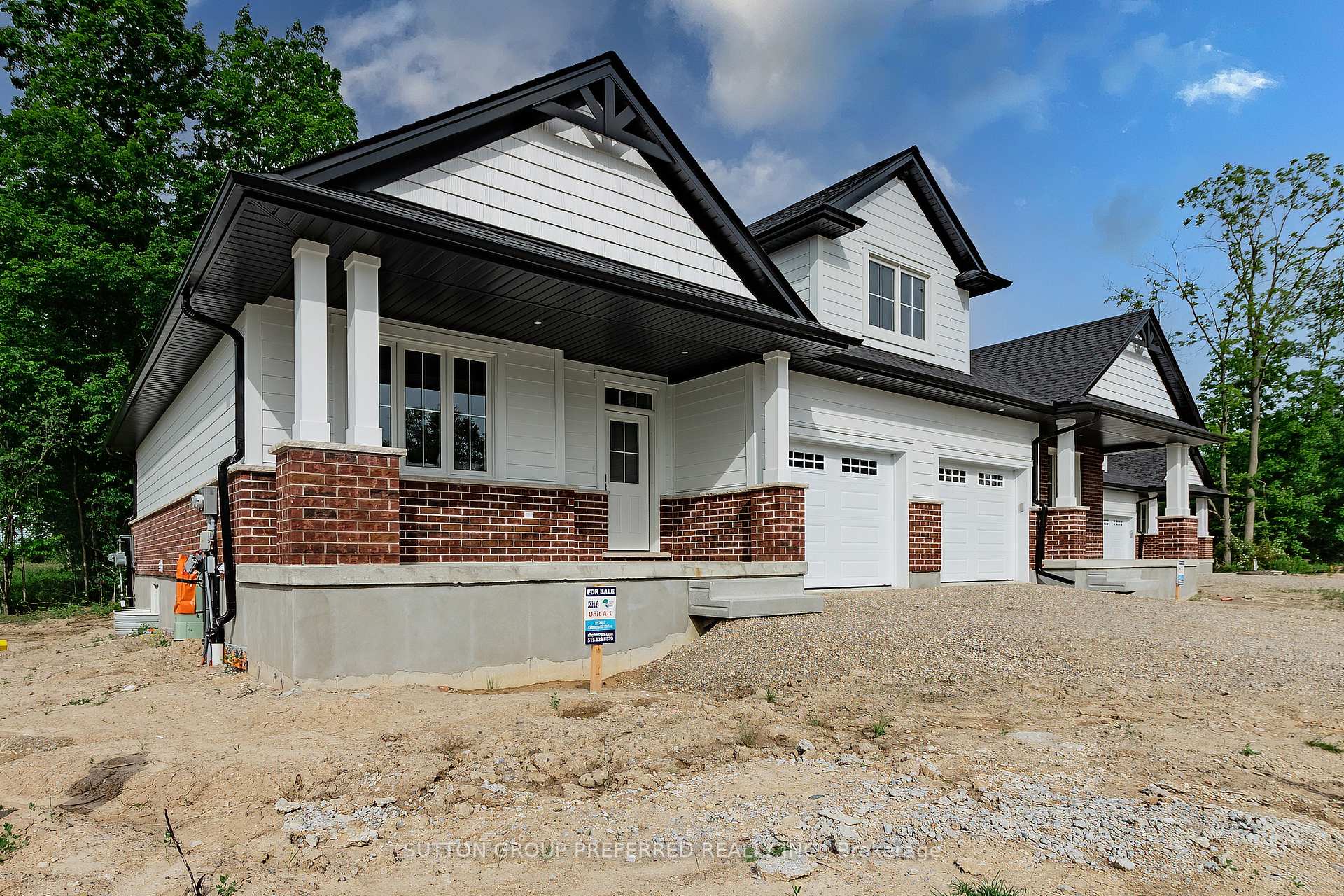 Front of Unit 14, 175 Glengariff Drive