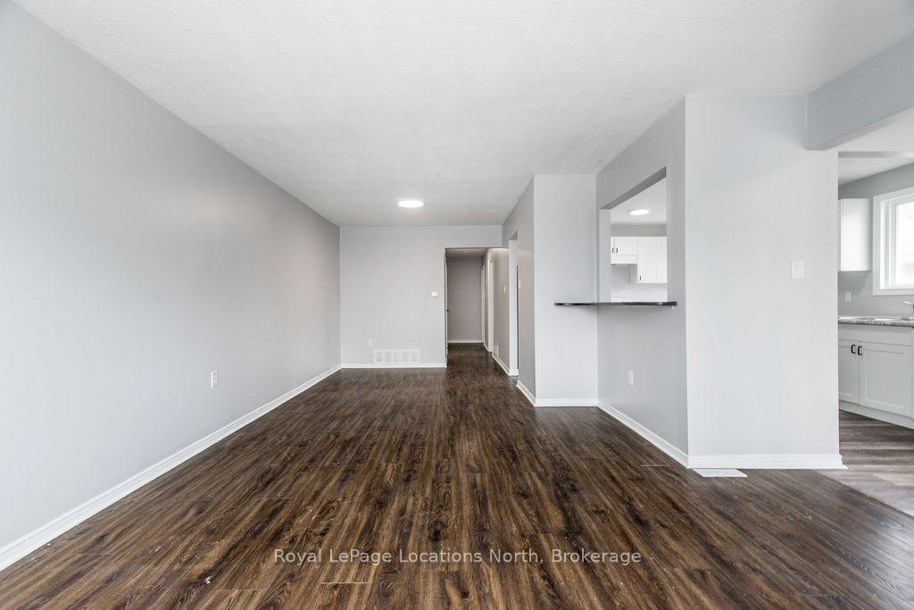 Photo 14 of 34 Carlton Road, Barrie, Cundles East — HOMEH