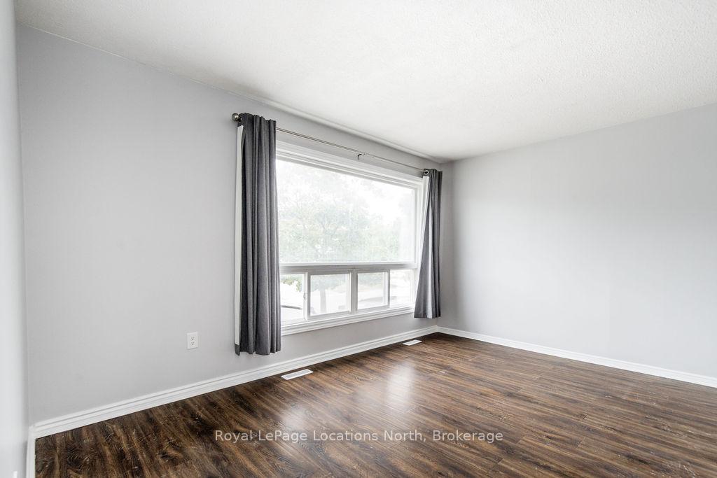 Photo 15 of 34 Carlton Road, Barrie, Cundles East — HOMEH