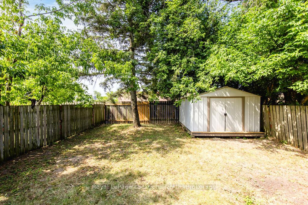 Photo 44 of 34 Carlton Road, Barrie, Cundles East — HOMEH