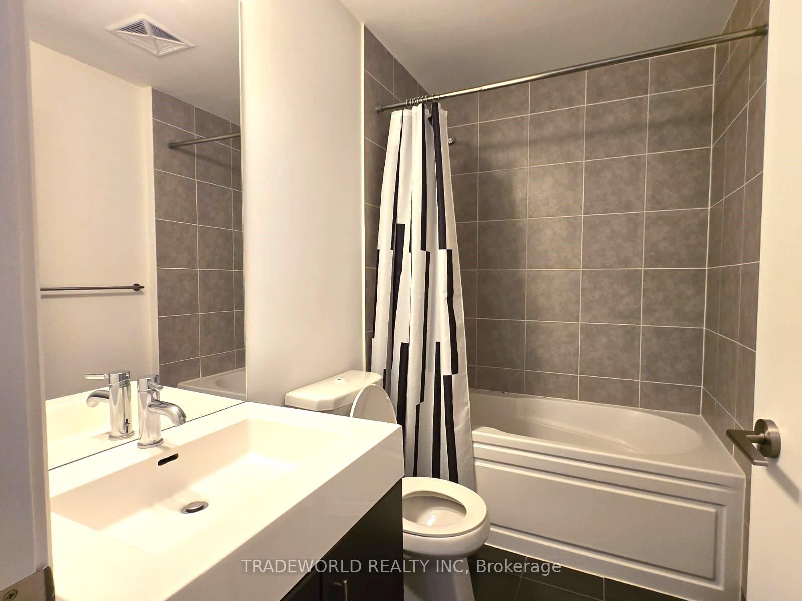 Photo 13 of Unit 1023, 35 Brian Peck Crescent, Toronto, Thorncliffe Park — HOMEH