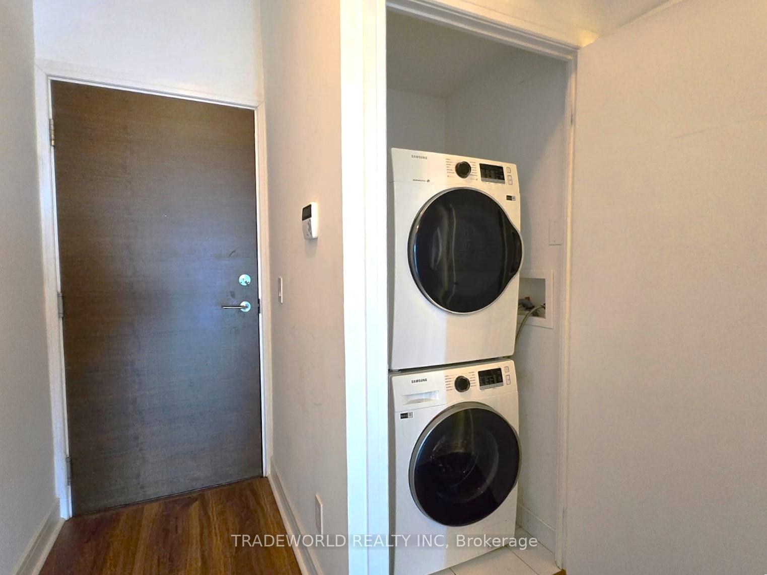 Photo 14 of Unit 1023, 35 Brian Peck Crescent, Toronto, Thorncliffe Park — HOMEH