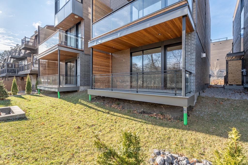 Photo 45 of 125 Peridot Private, Ottawa, Experimental Farm — HOMEH
