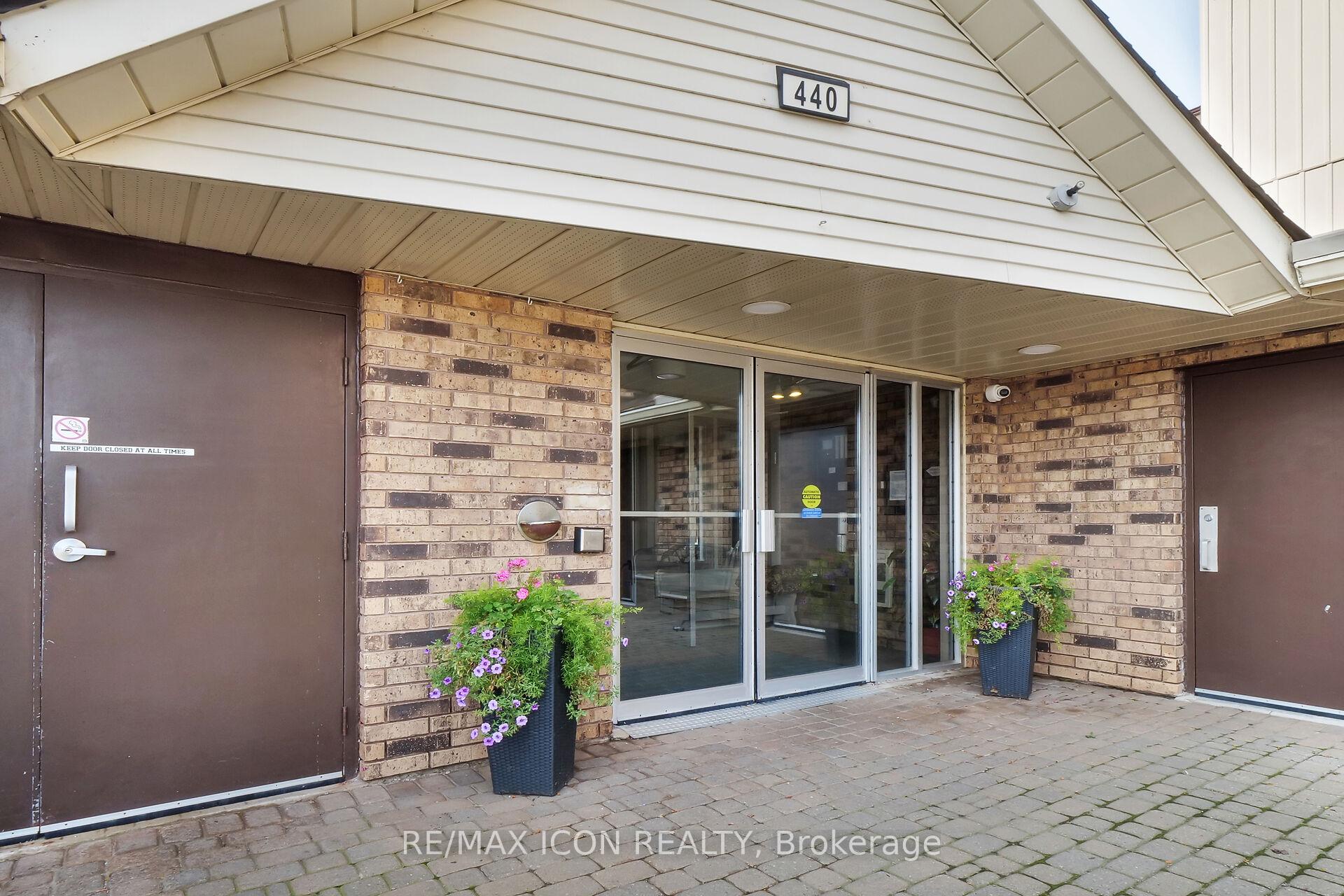 Photo 3 of Unit 206, 440 Wellington Street, St. Thomas — HOMEH