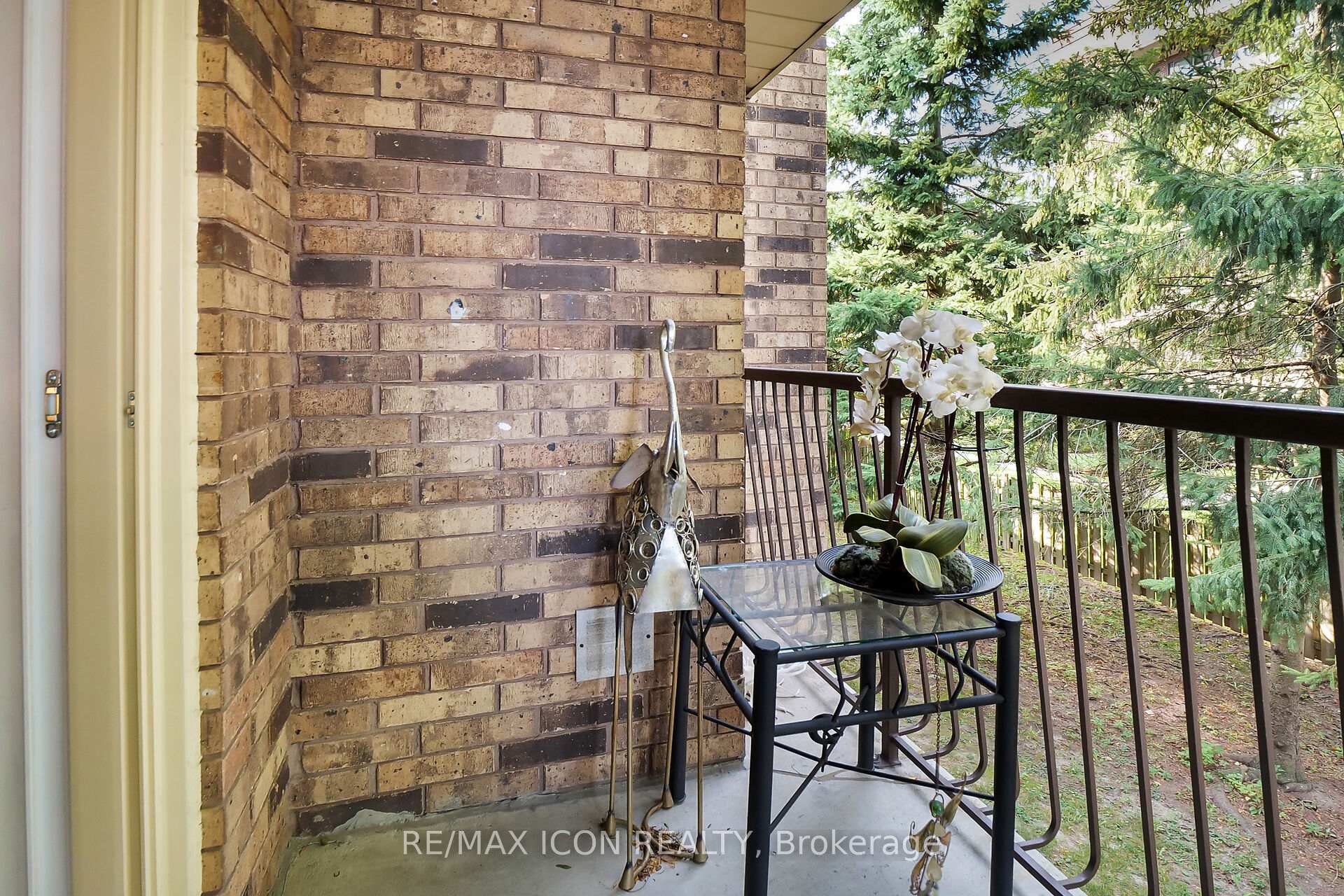Photo 15 of Unit 206, 440 Wellington Street, St. Thomas — HOMEH