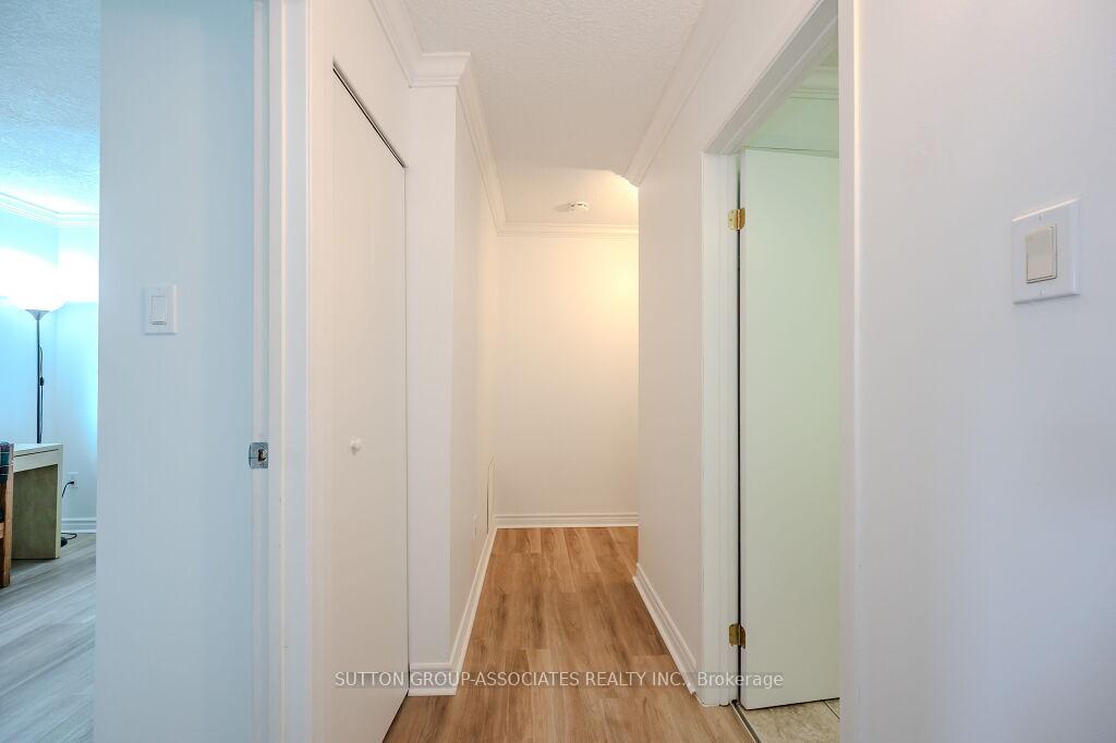 Photo 20 of Unit 18, 121 University Avenue E, Waterloo — HOMEH