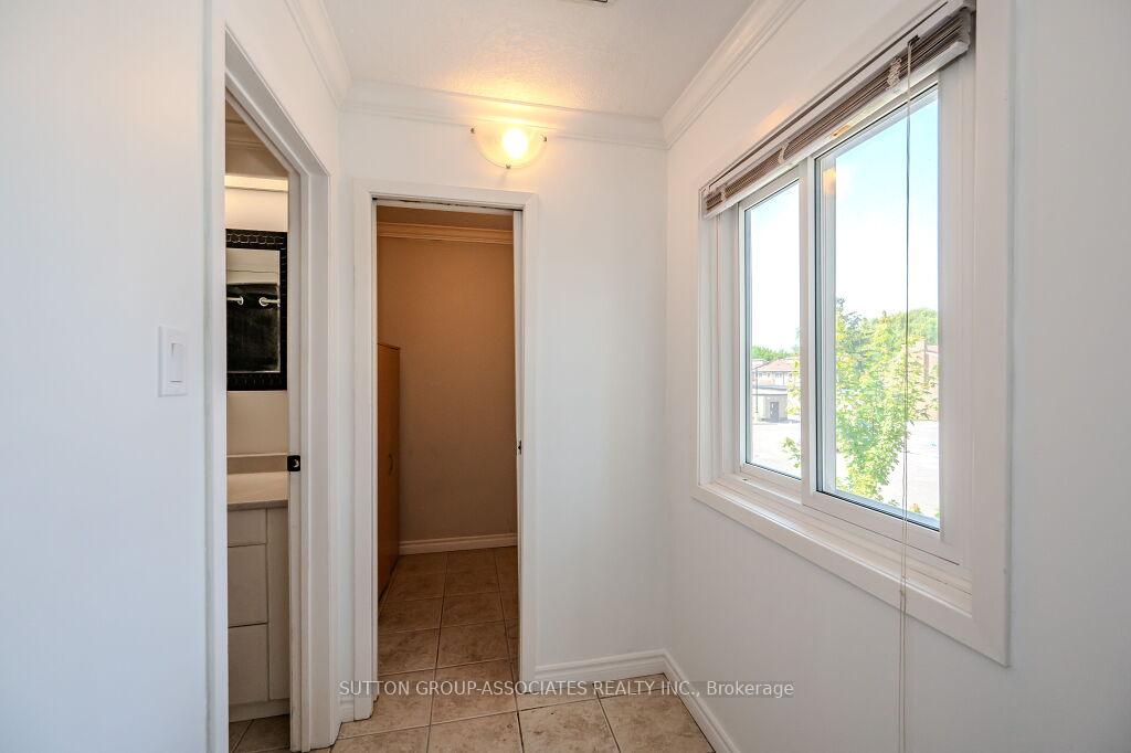 Photo 30 of Unit 18, 121 University Avenue E, Waterloo — HOMEH
