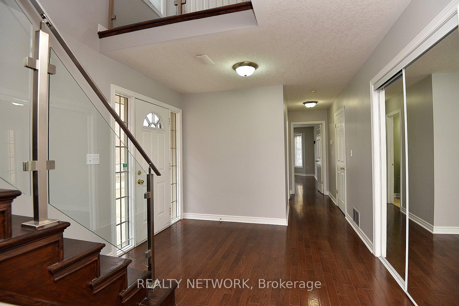 Photo 5 of Unit 11, 25 Hamilton Street S, Hamilton, Waterdown — HOMEH