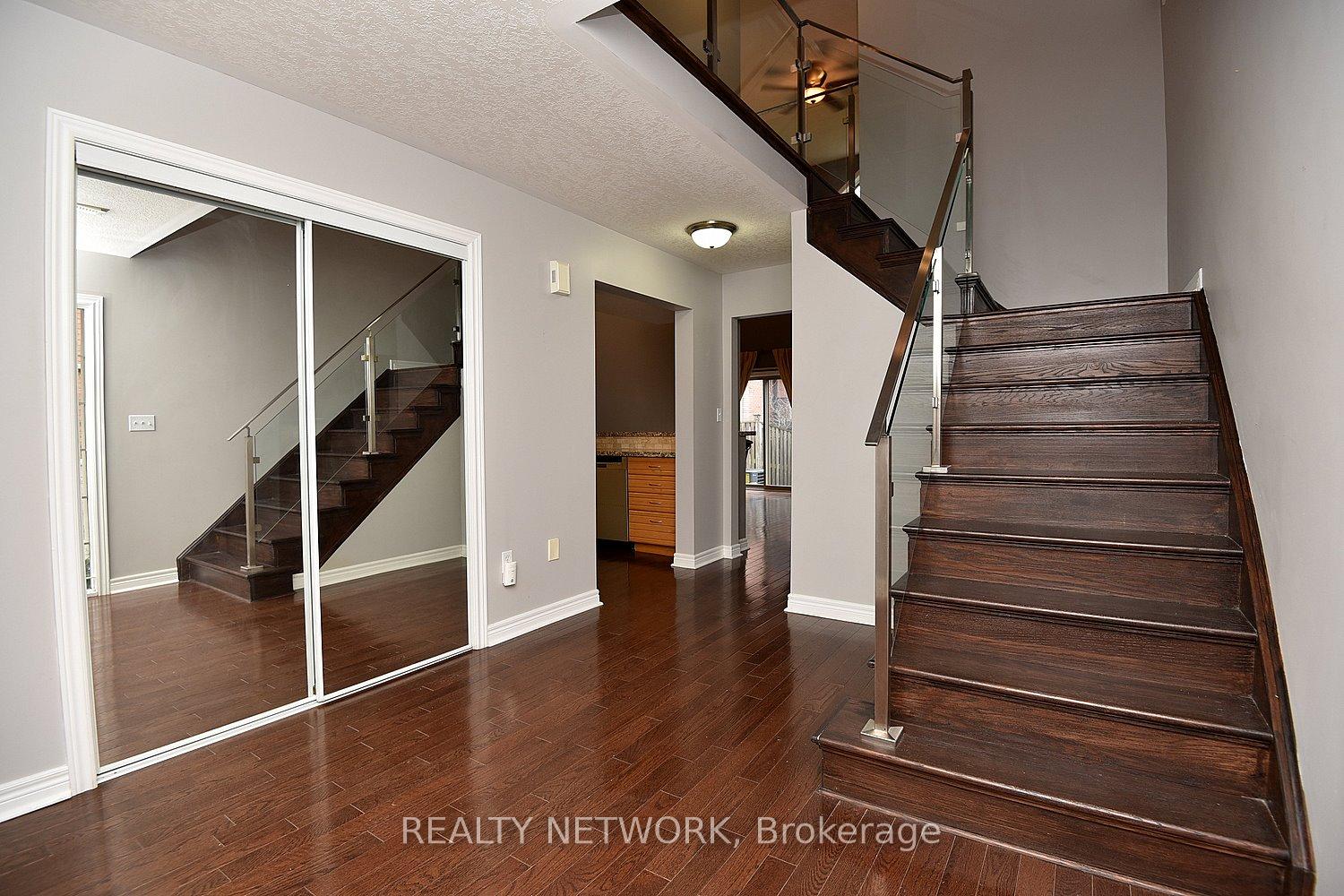 Photo 6 of Unit 11, 25 Hamilton Street S, Hamilton, Waterdown — HOMEH