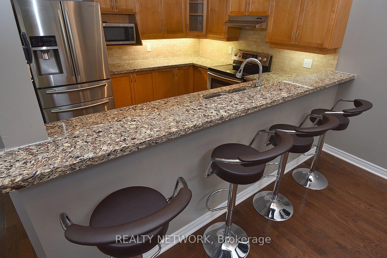 Photo 13 of Unit 11, 25 Hamilton Street S, Hamilton, Waterdown — HOMEH