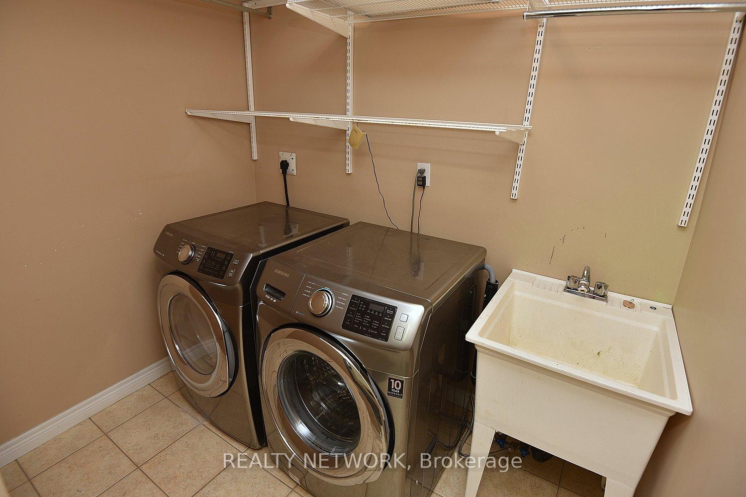Photo 16 of Unit 11, 25 Hamilton Street S, Hamilton, Waterdown — HOMEH
