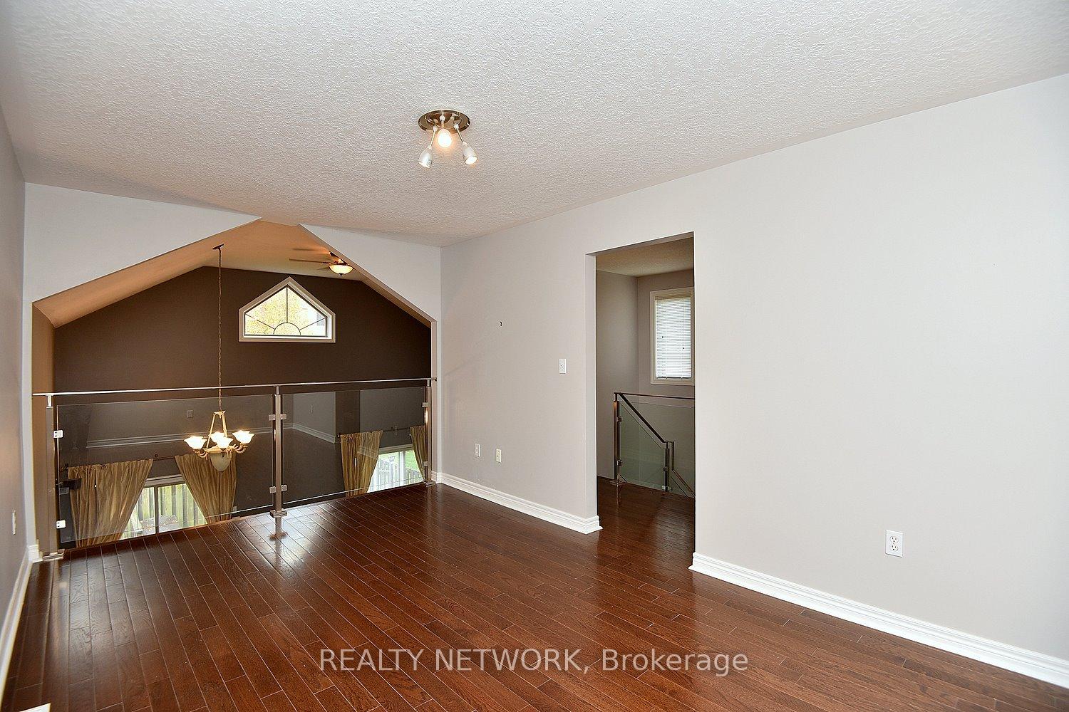 Photo 25 of Unit 11, 25 Hamilton Street S, Hamilton, Waterdown — HOMEH
