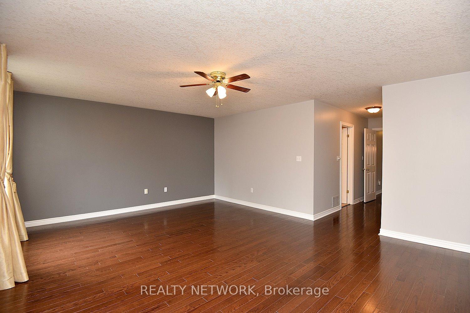 Photo 34 of Unit 11, 25 Hamilton Street S, Hamilton, Waterdown — HOMEH