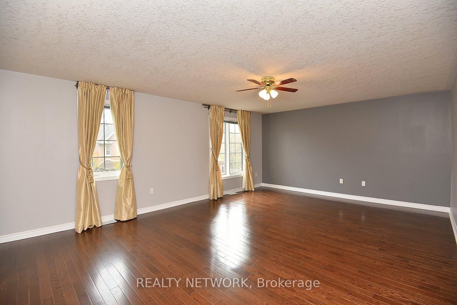 Photo 35 of Unit 11, 25 Hamilton Street S, Hamilton, Waterdown — HOMEH