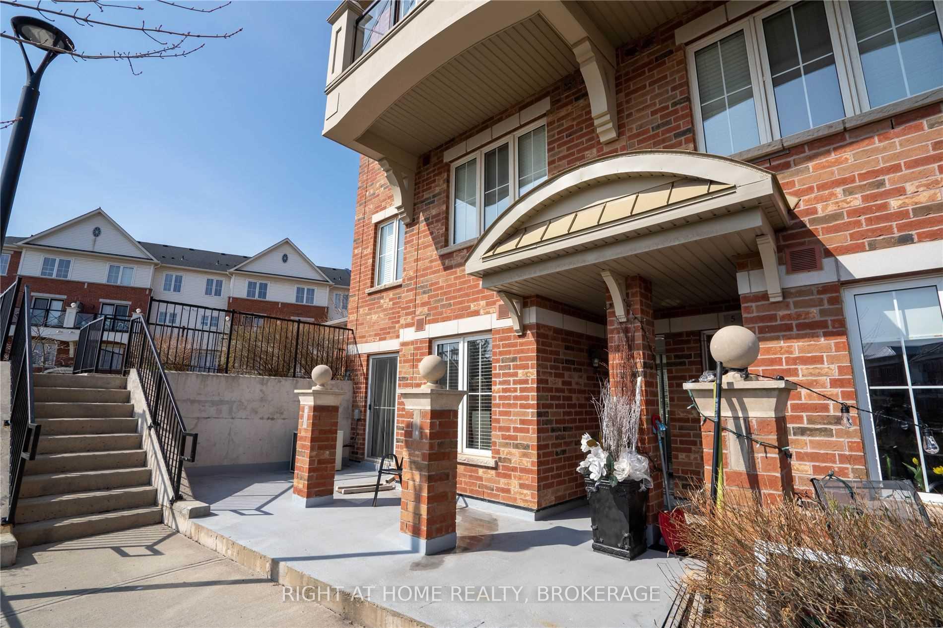 Front of Unit 6, 35 Hays Boulevard