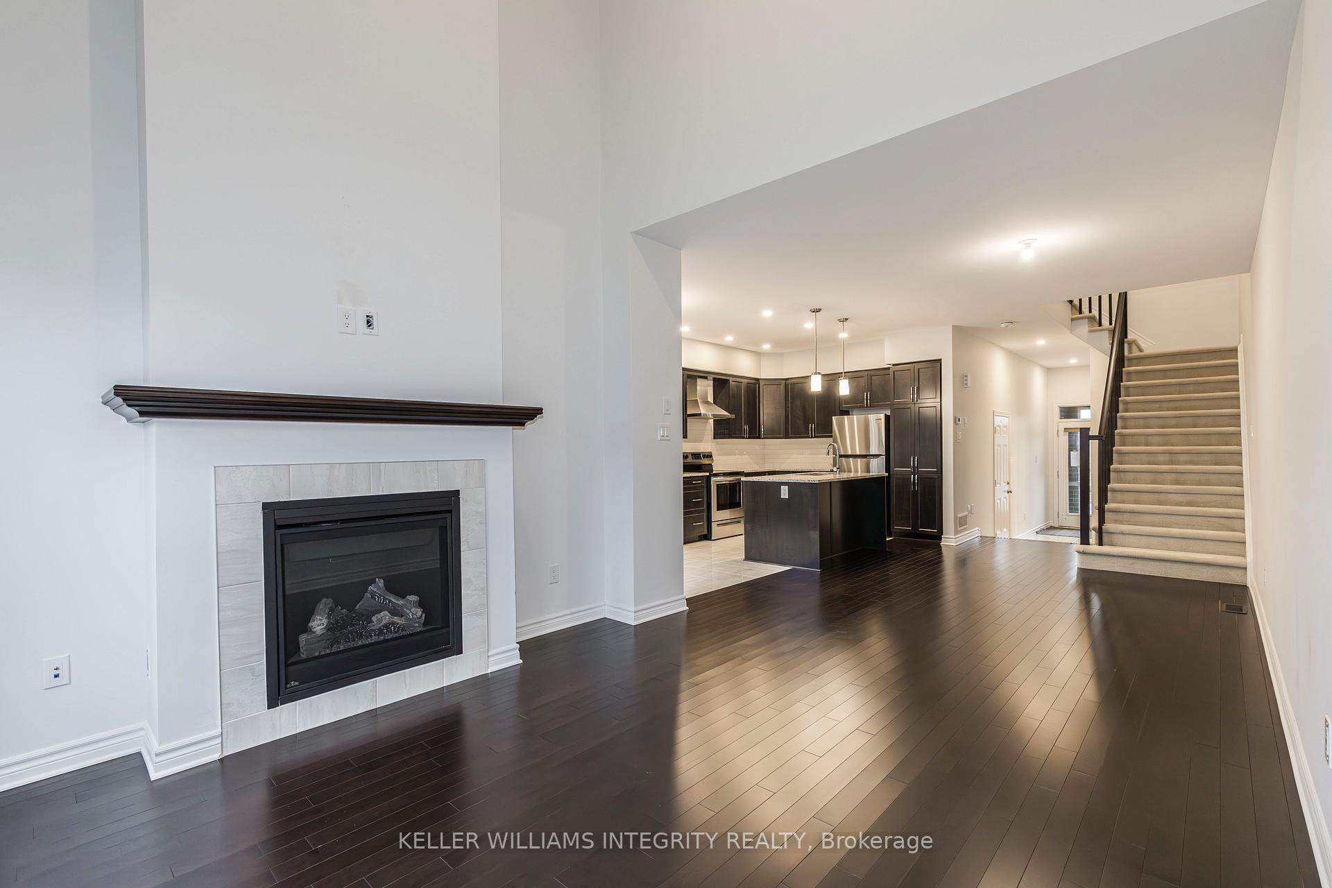 Photo 11 of 660 Capricorn Circle, Ottawa, Riverside South/Gloucester Glen — HOMEH