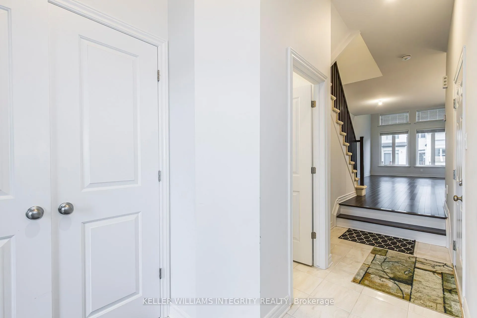 Photo 15 of 660 Capricorn Circle, Ottawa, Riverside South/Gloucester Glen — HOMEH
