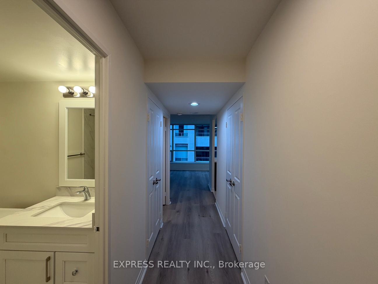 Front of Unit 504, 942 Yonge Street