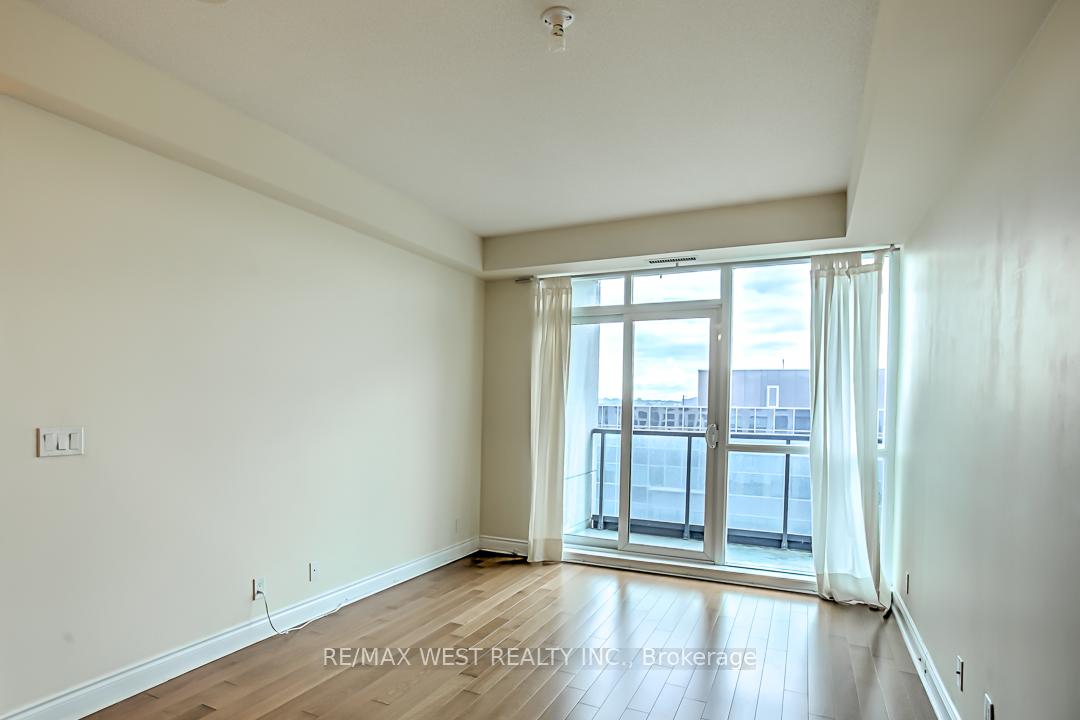 Photo 8 of Unit 907, 32 Clegg Road, Markham, Unionville — HOMEH