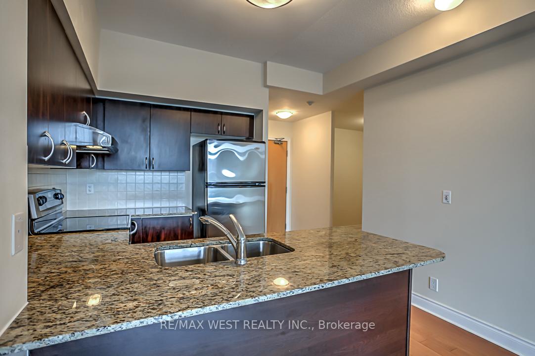 Photo 15 of Unit 907, 32 Clegg Road, Markham, Unionville — HOMEH