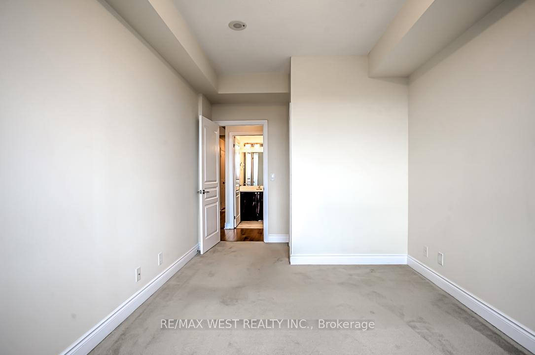 Photo 18 of Unit 907, 32 Clegg Road, Markham, Unionville — HOMEH