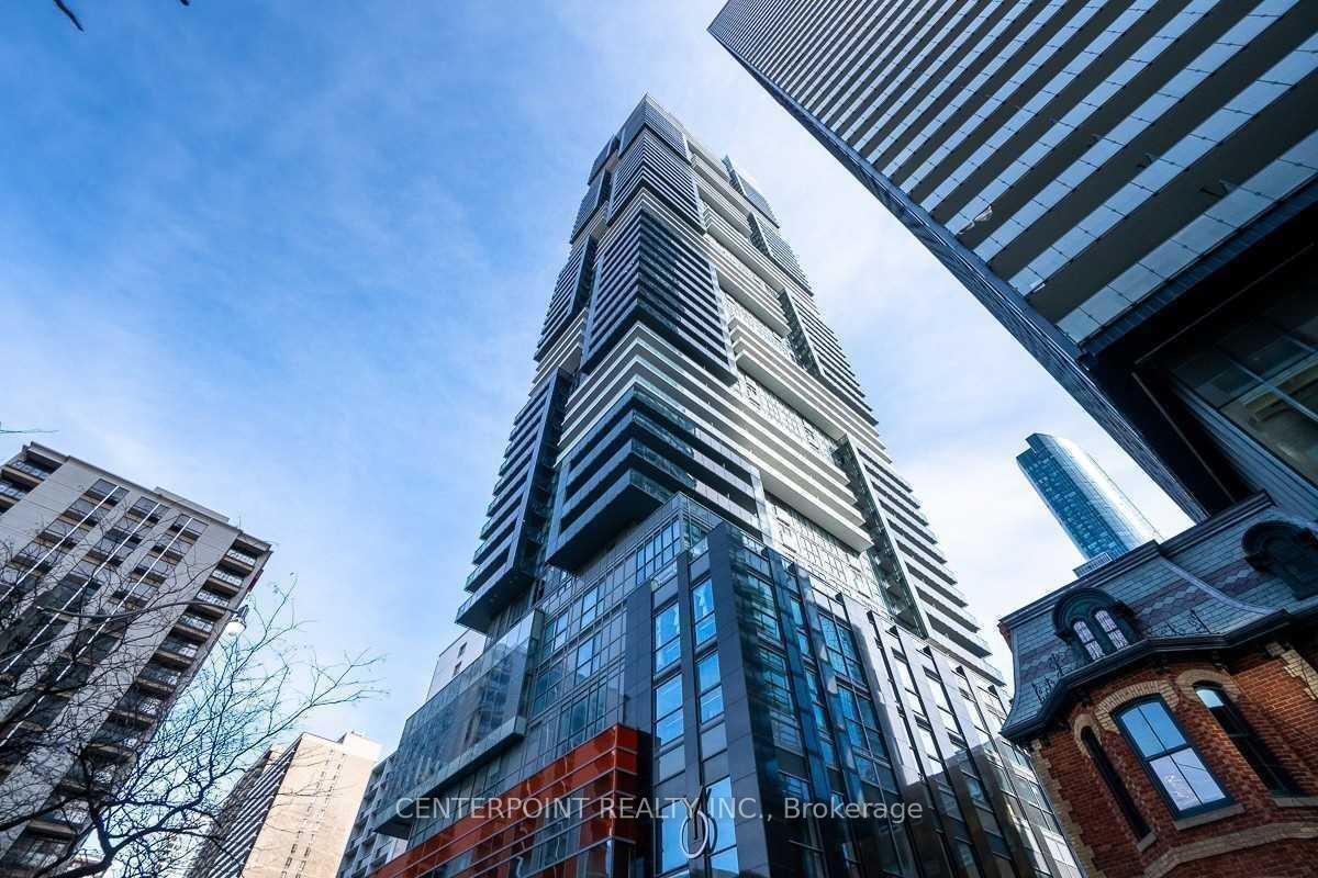 Front of Unit 3013, 7 Grenville Street