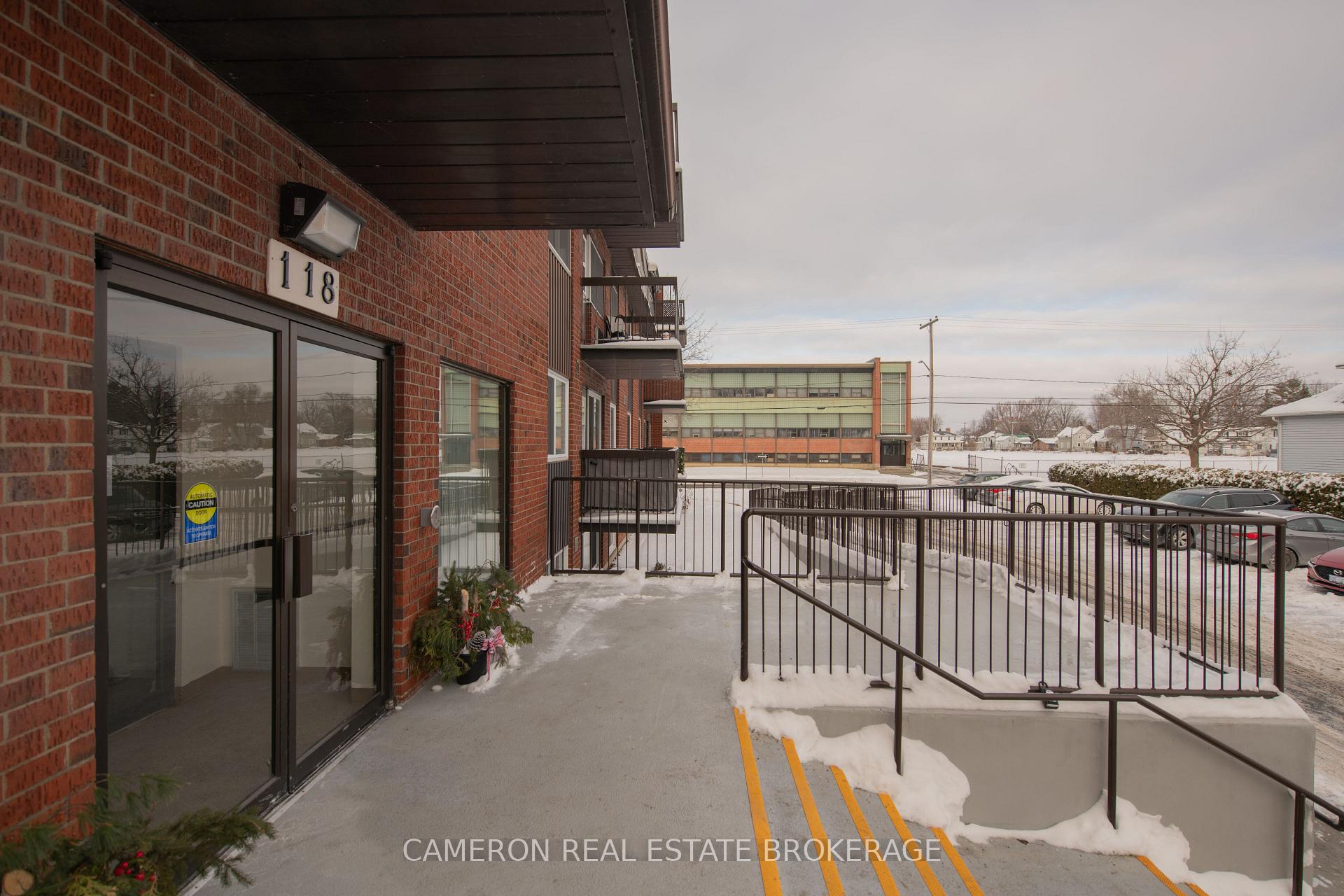 Photo 2 of Unit 104, 118 Fourth Street E, Cornwall — HOMEH