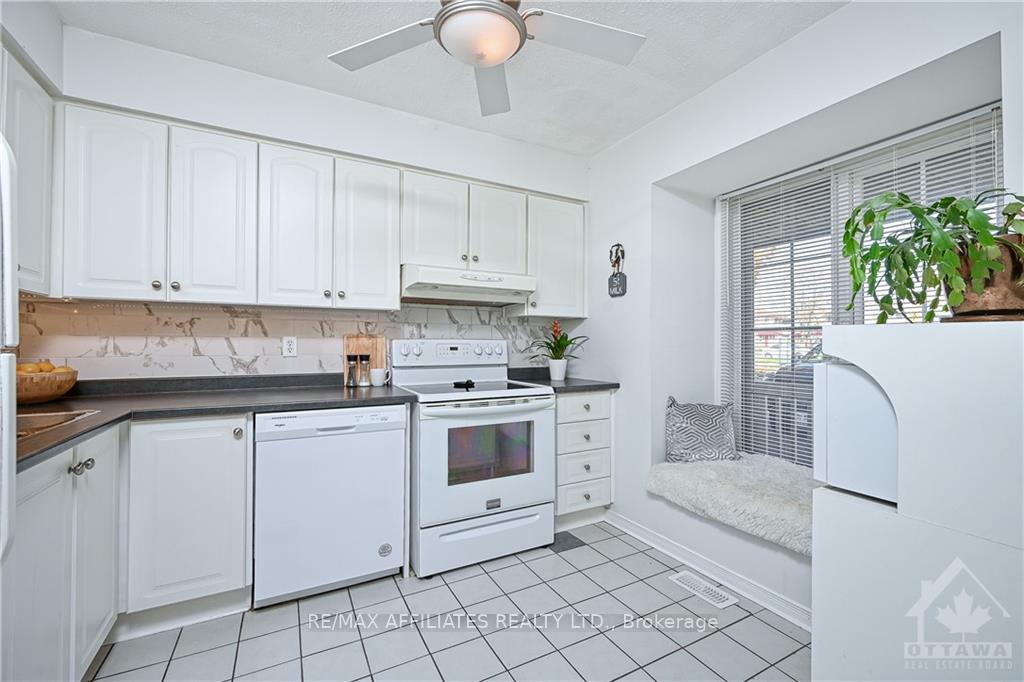 Photo 16 of 1773 Stonehenge Crescent, Ottawa, Pineview — HOMEH