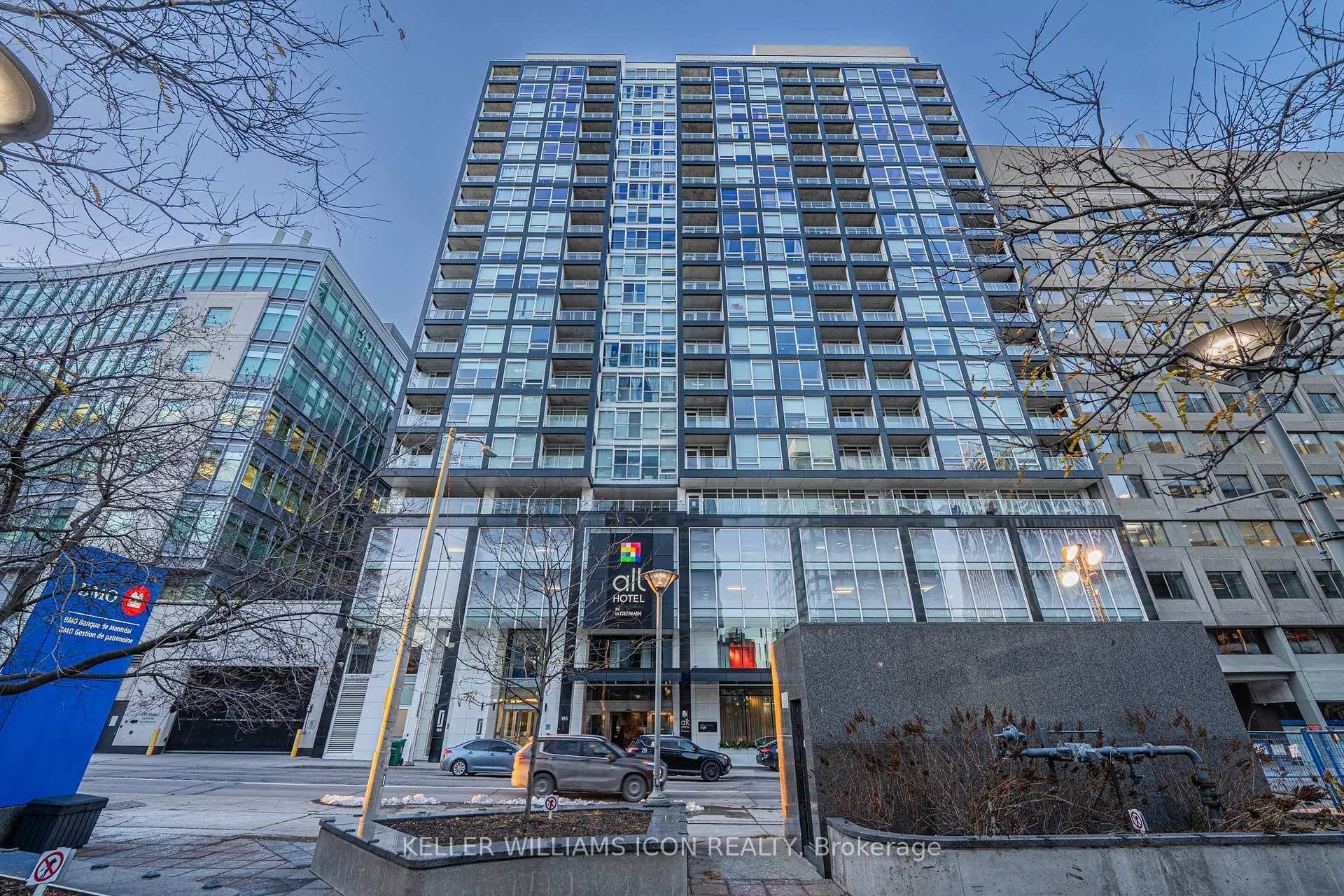 Front of Unit 2015, 199 Slater Street