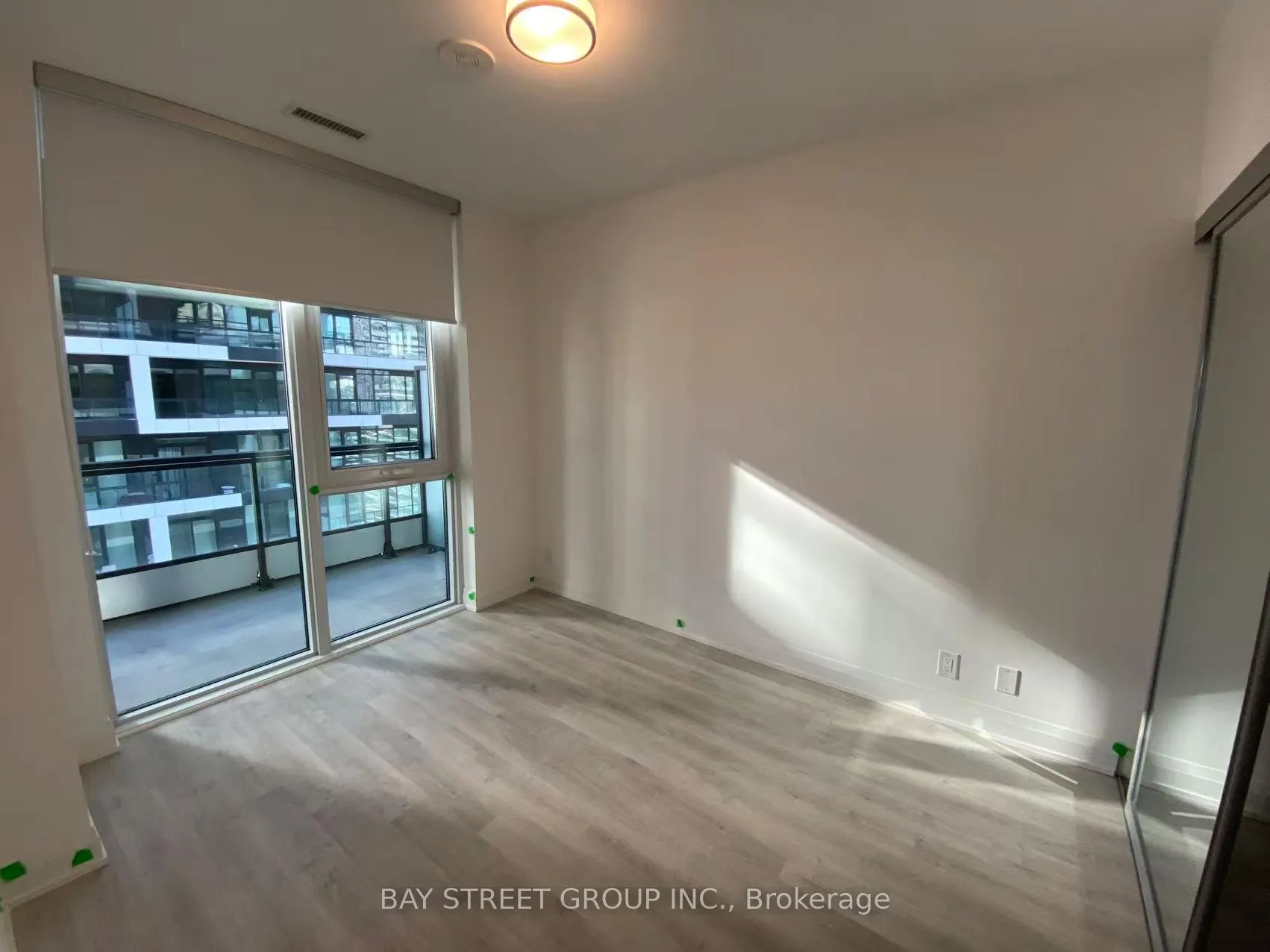 Photo 9 of Unit 1512, 65 Broadway Avenue, Toronto, Mount Pleasant West — HOMEH