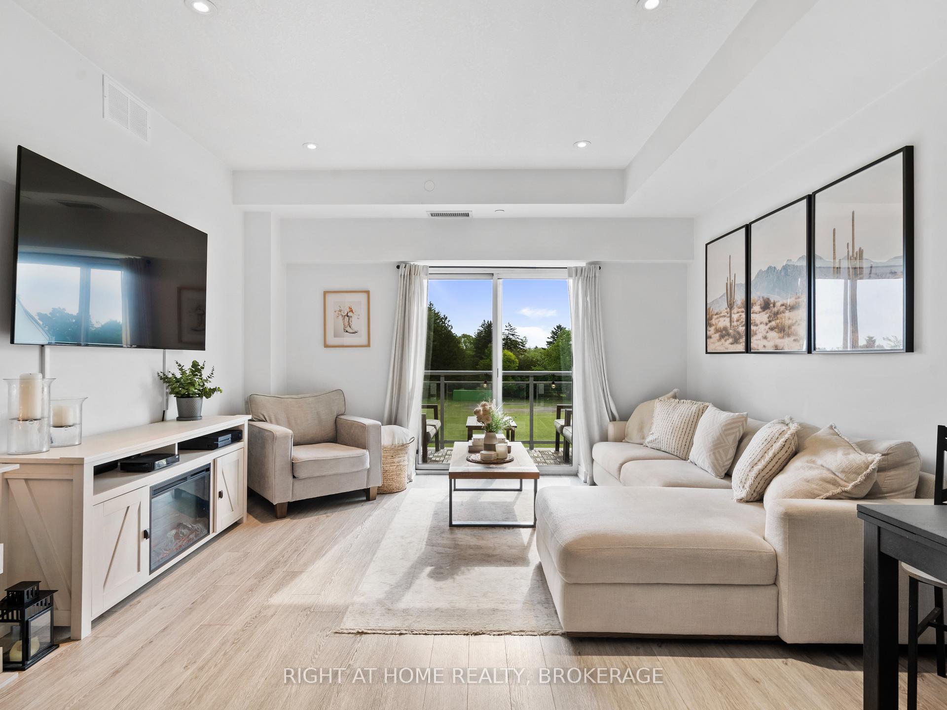 Photo 12 of Unit 503, 16 Markle Crescent, Hamilton, Ancaster — HOMEH
