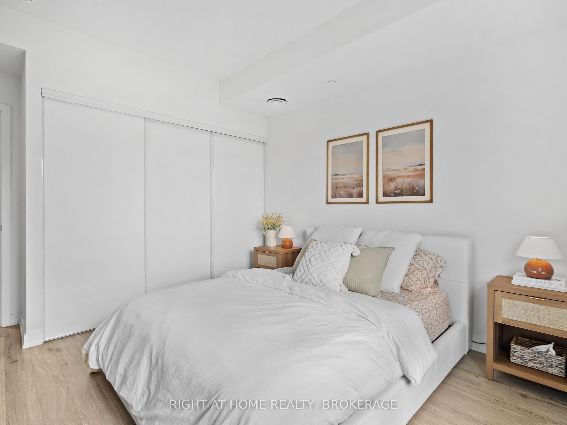 Photo 20 of Unit 503, 16 Markle Crescent, Hamilton, Ancaster — HOMEH