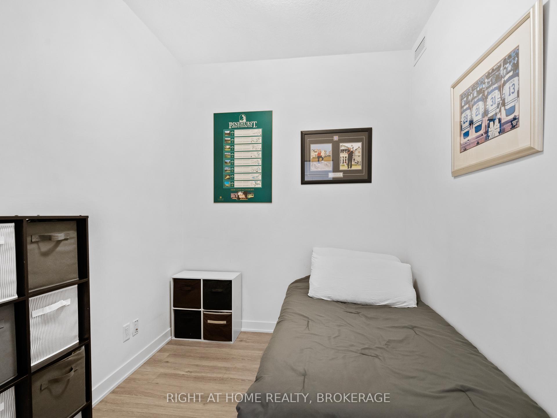 Photo 22 of Unit 503, 16 Markle Crescent, Hamilton, Ancaster — HOMEH