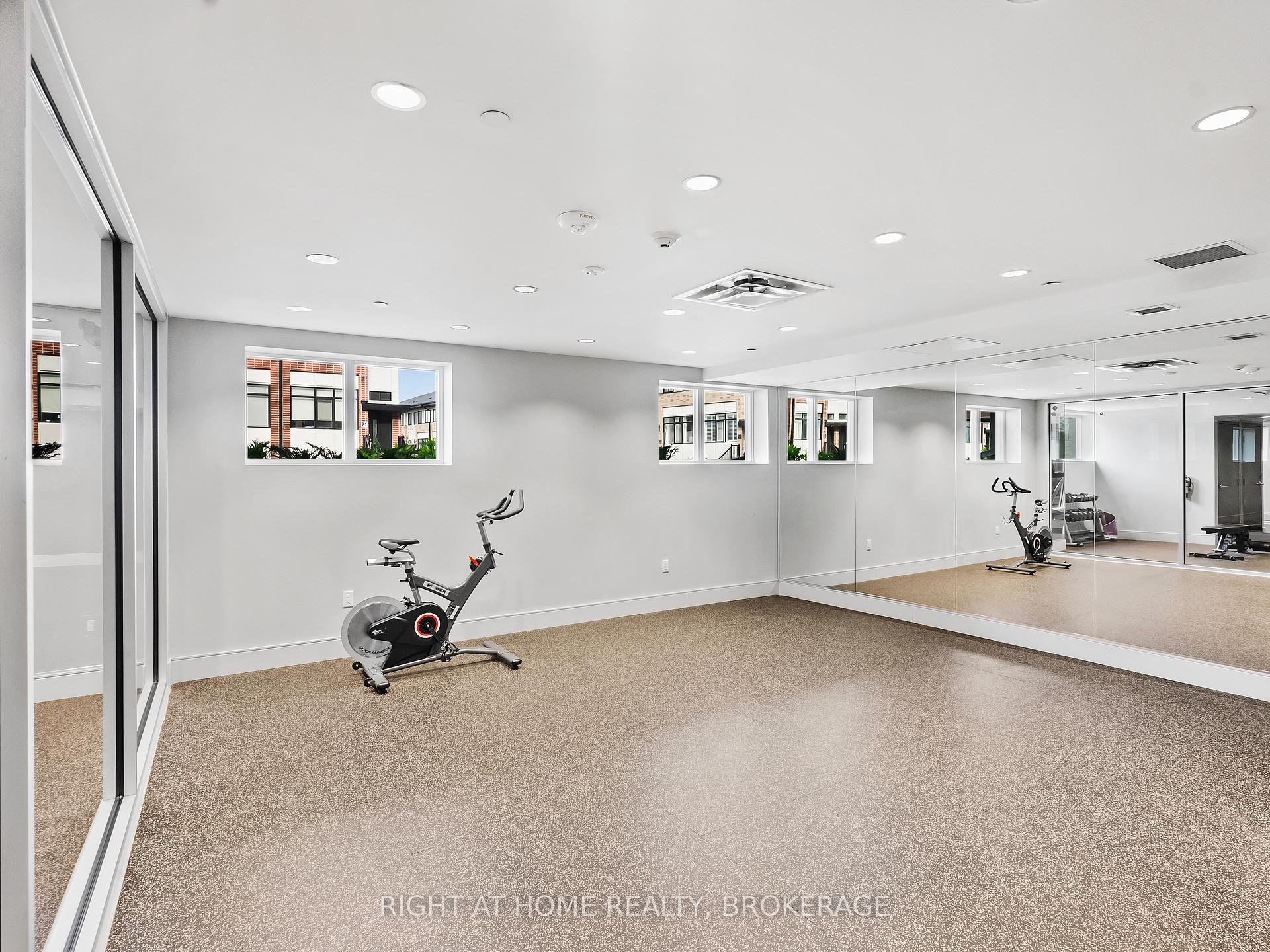Photo 33 of Unit 503, 16 Markle Crescent, Hamilton, Ancaster — HOMEH