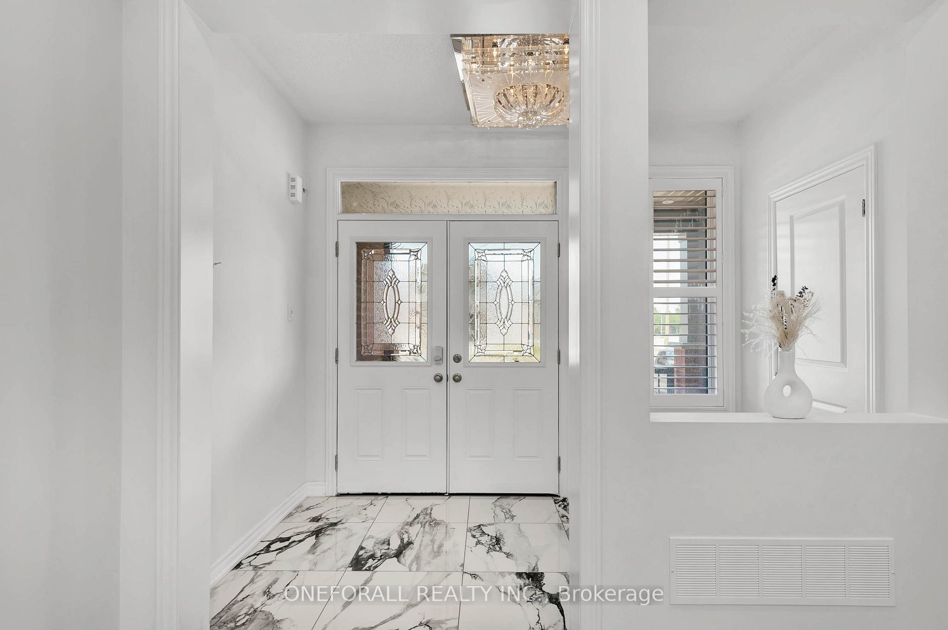 Photo 4 of 68 Wakefield Boulevard, Essa, Angus — HOMEH