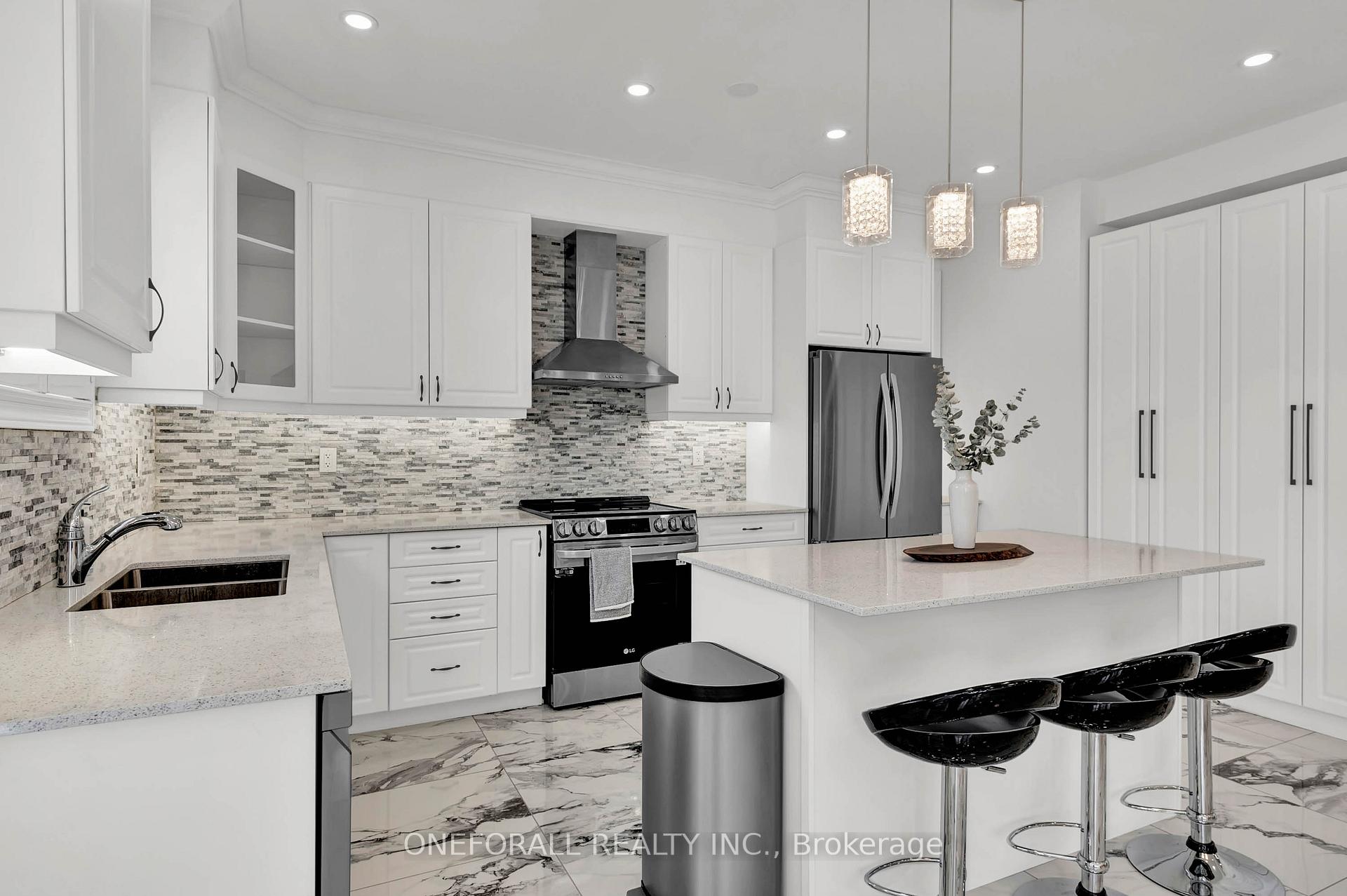 Photo 12 of 68 Wakefield Boulevard, Essa, Angus — HOMEH