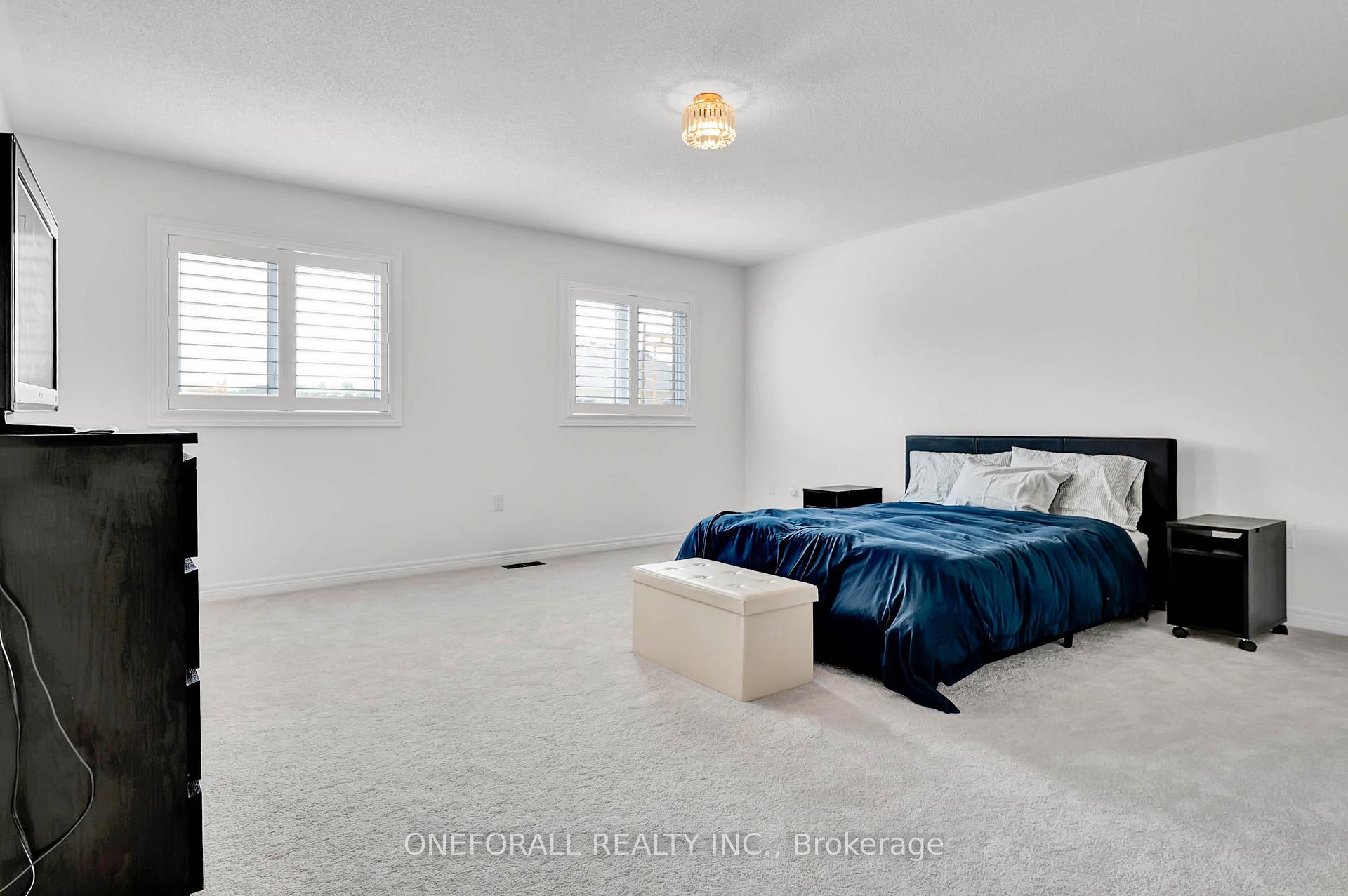 Photo 18 of 68 Wakefield Boulevard, Essa, Angus — HOMEH
