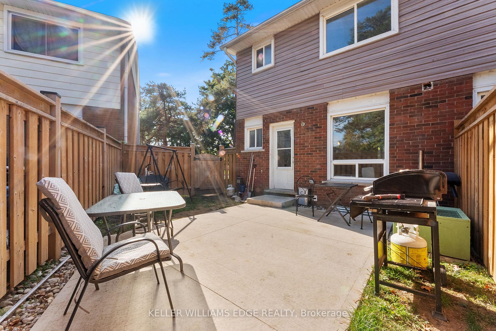 Photo 23 of Unit 7, 2700 Barton Street E, Hamilton, Riverdale — HOMEH