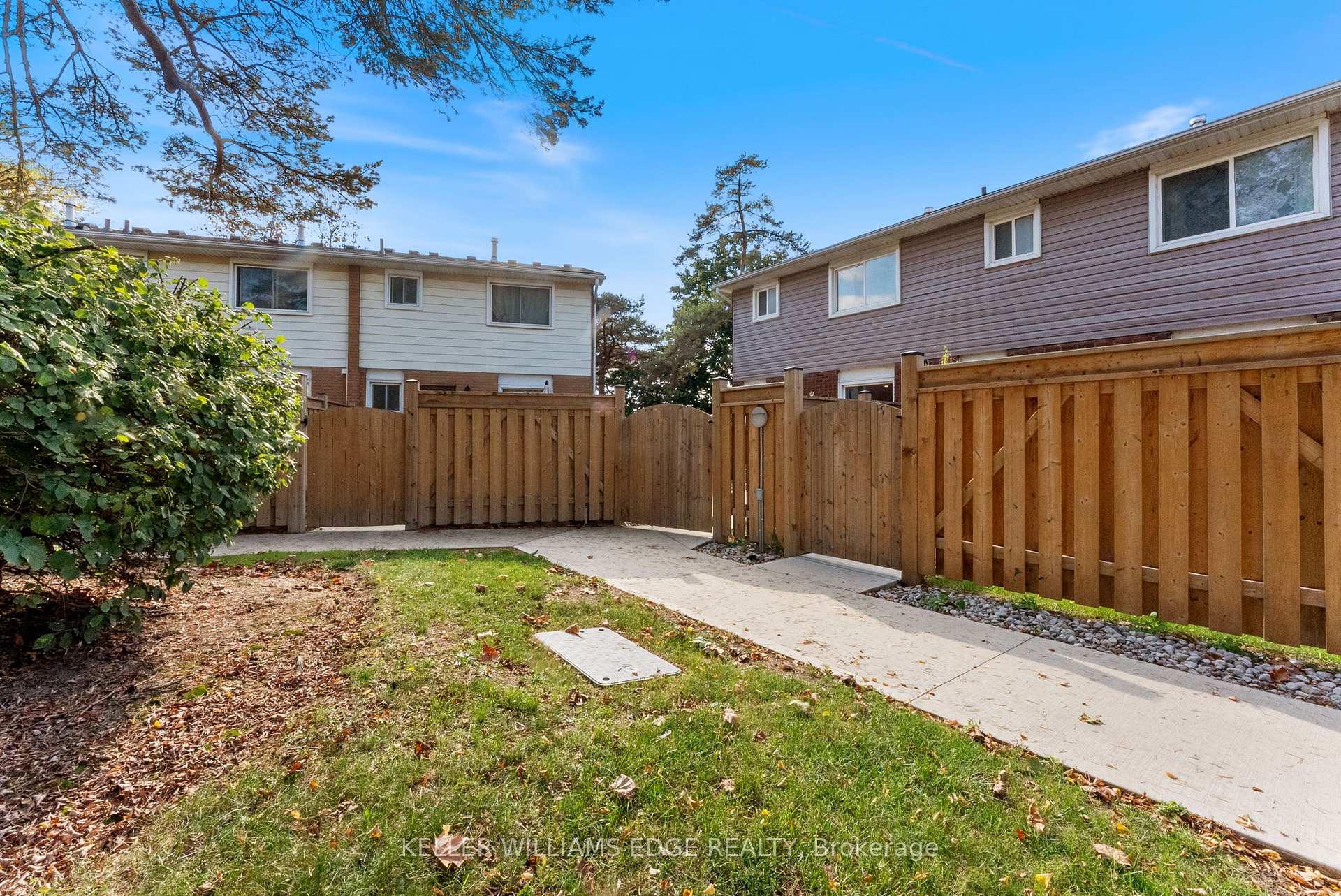 Photo 24 of Unit 7, 2700 Barton Street E, Hamilton, Riverdale — HOMEH