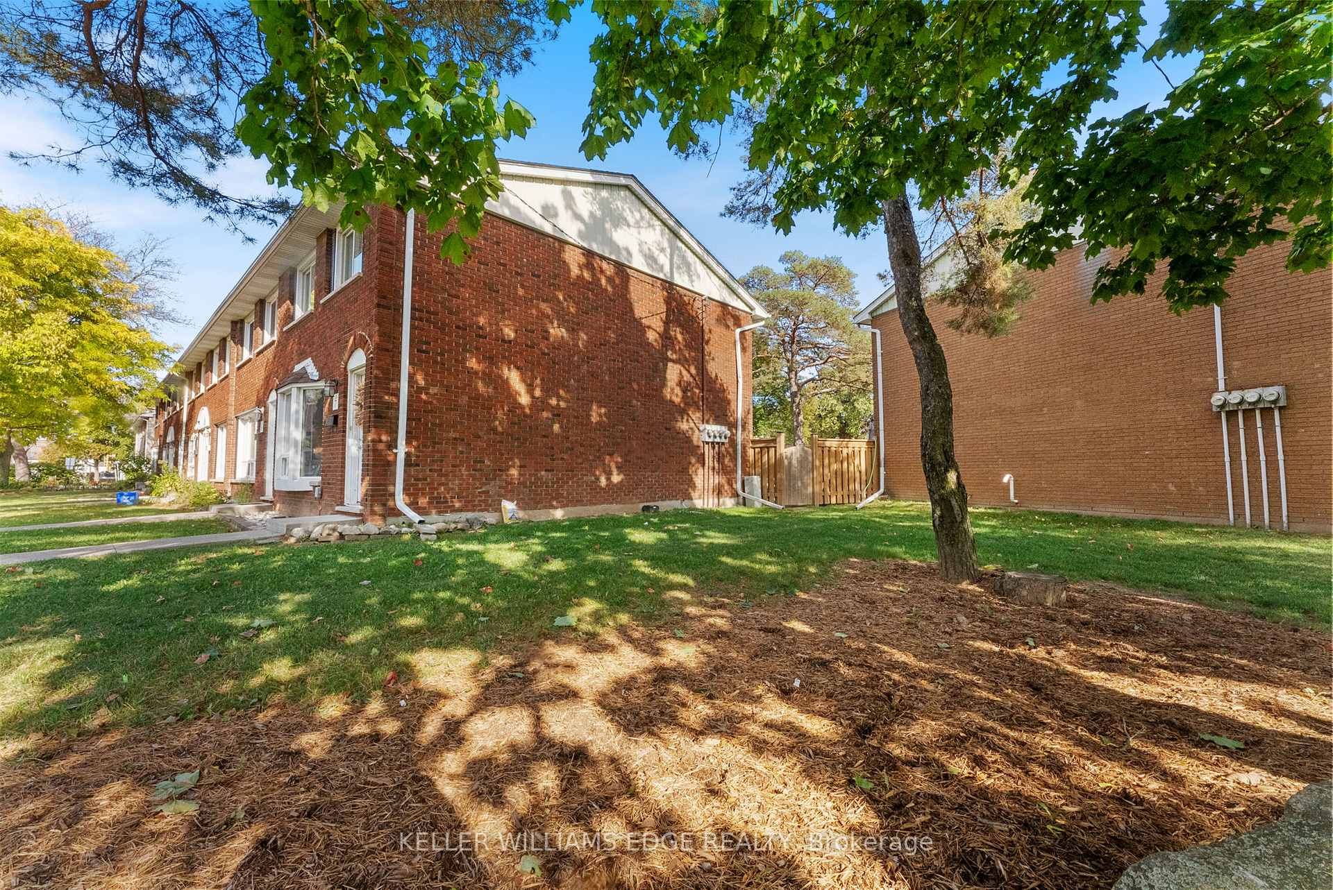 Photo 25 of Unit 7, 2700 Barton Street E, Hamilton, Riverdale — HOMEH