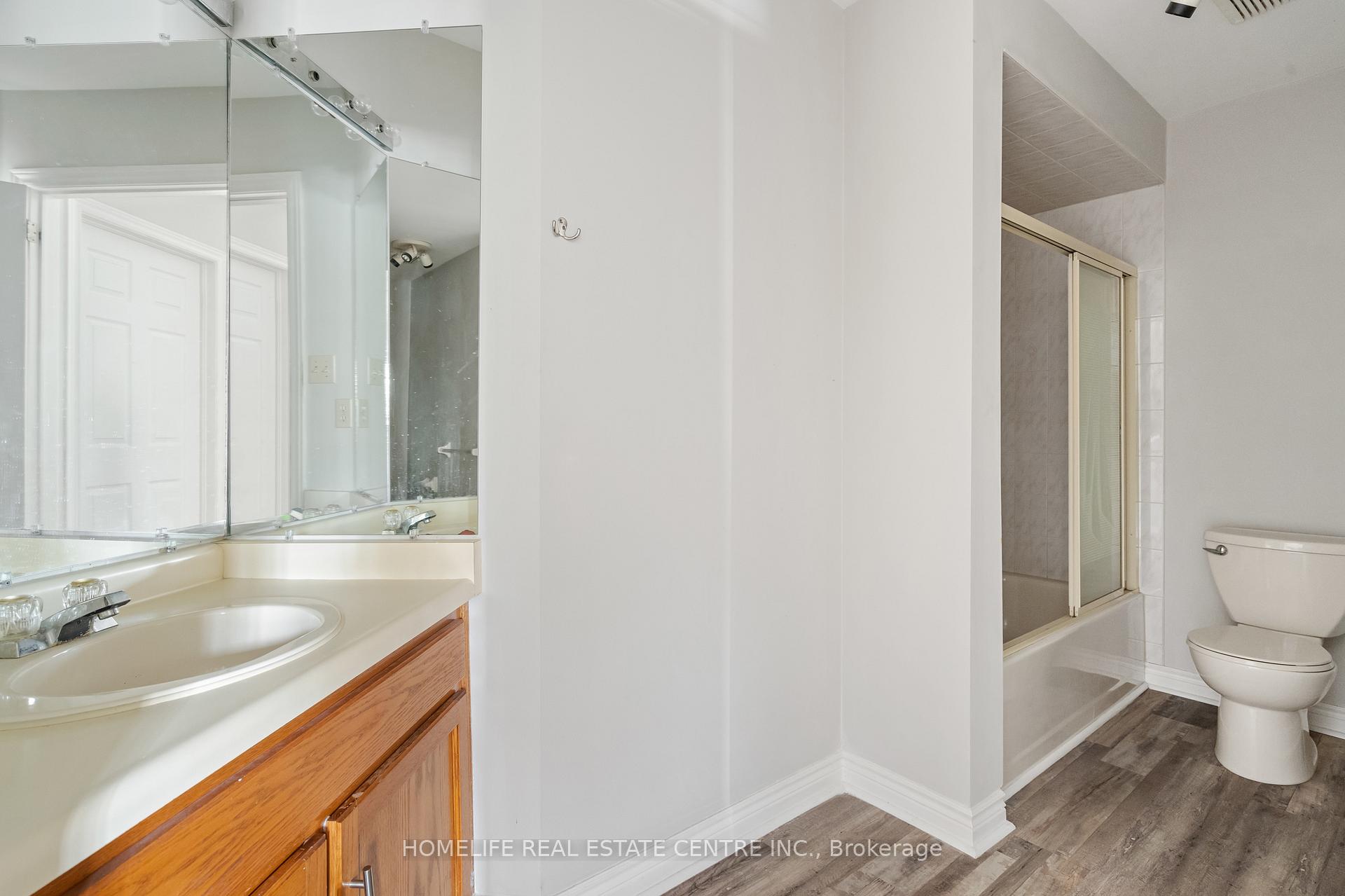 Photo 10 of 9 Wentworth Drive, Grimsby, Grimsby East — HOMEH