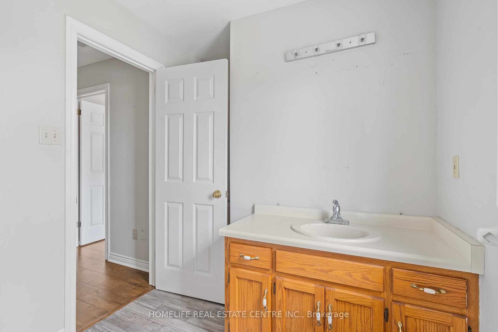 Photo 30 of 9 Wentworth Drive, Grimsby, Grimsby East — HOMEH
