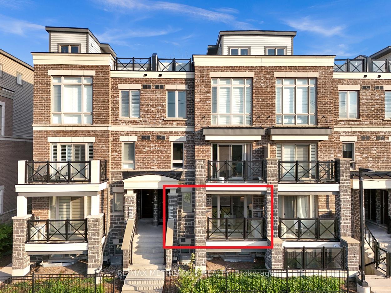 Front of Unit 2226, 10 Westmeath Lane