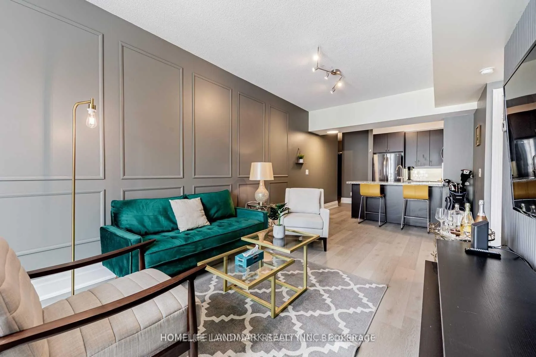 Photo 7 of Unit 205, 57 Upper Duke Crescent, Markham, Unionville — HOMEH