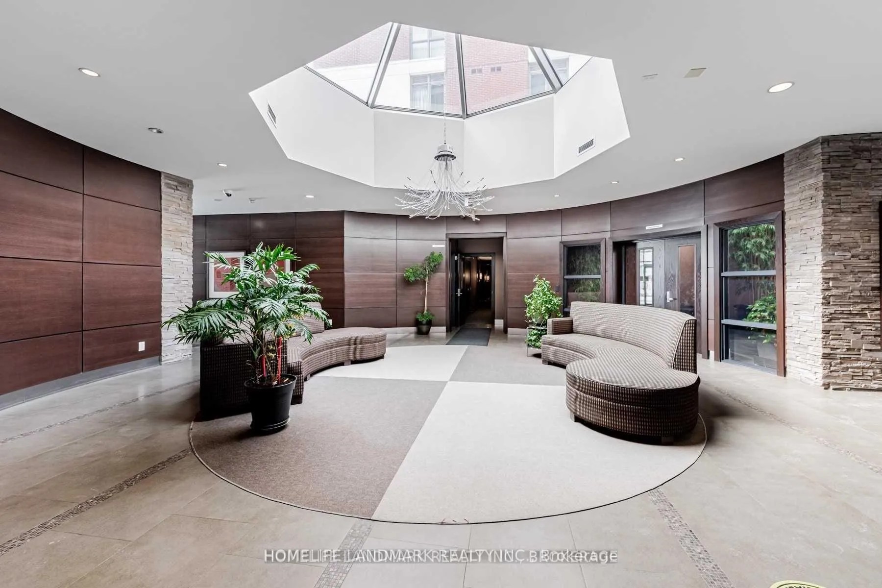 Photo 11 of Unit 205, 57 Upper Duke Crescent, Markham, Unionville — HOMEH