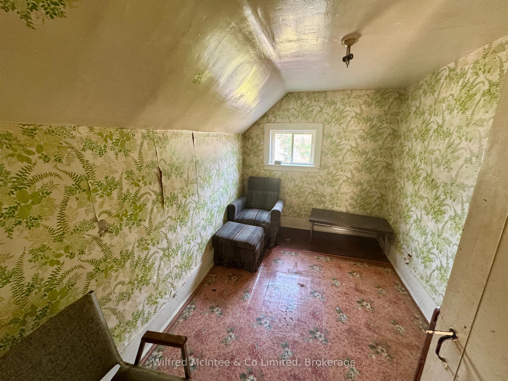Photo 10 of 120 Ridout Street, Brockton — HOMEH