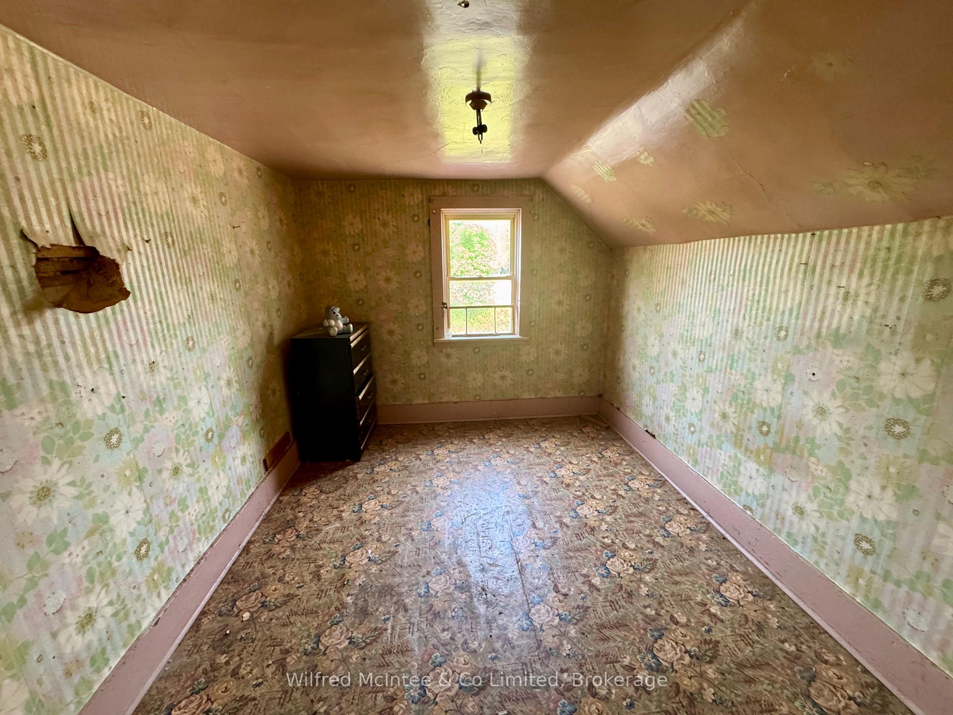 Photo 11 of 120 Ridout Street, Brockton — HOMEH