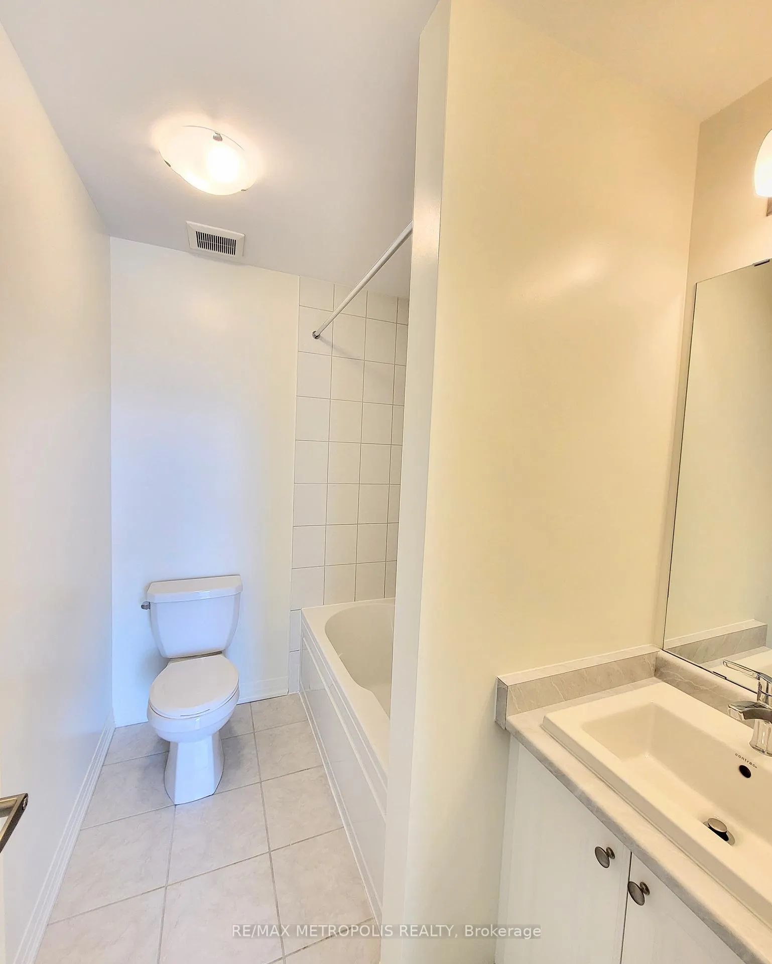 Photo 16 of 20 Esquire Way, Whitby, Taunton North — HOMEH