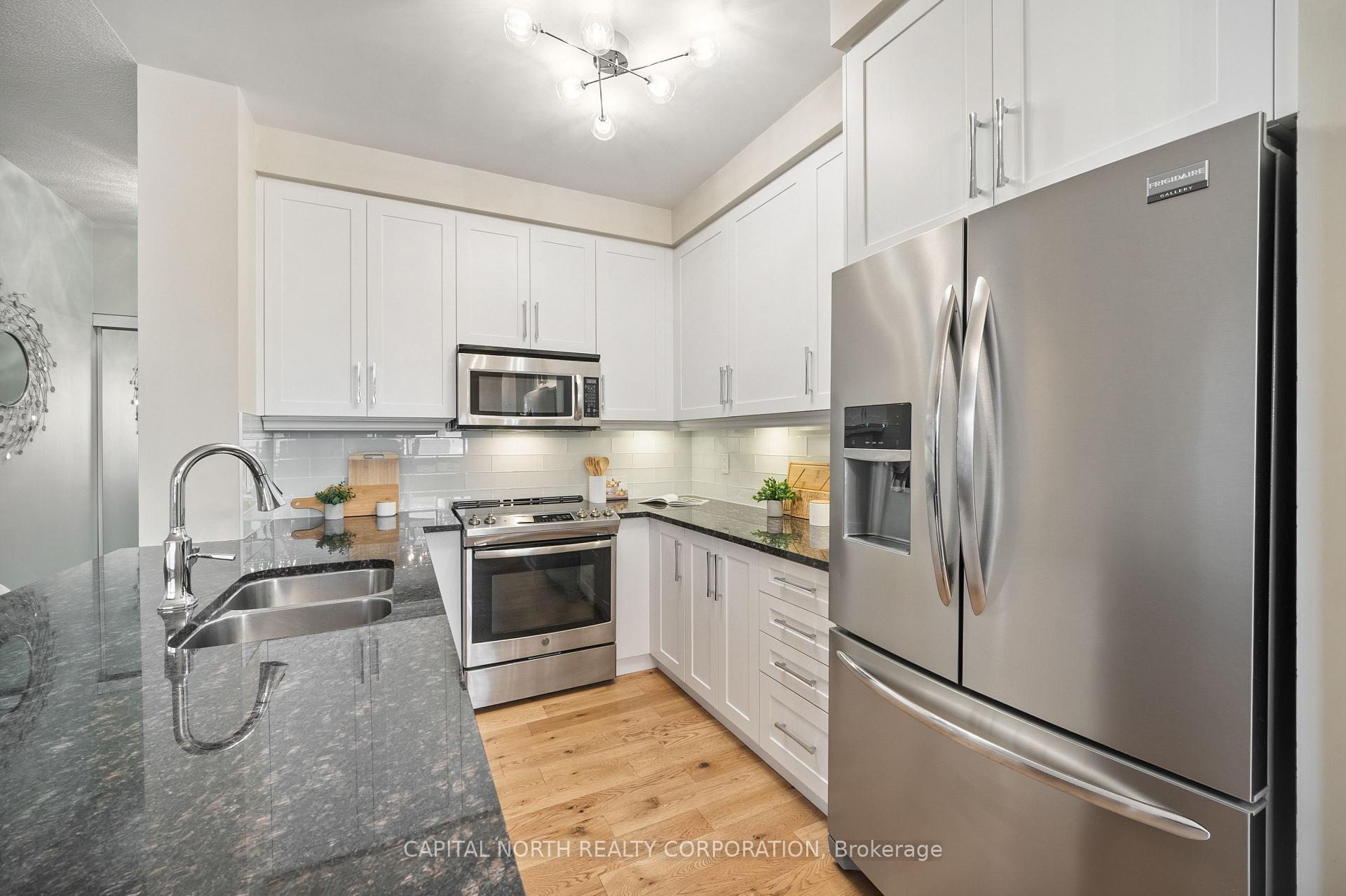 Photo 19 of Unit 611, 9245 Jane Street, Vaughan, Maple — HOMEH
